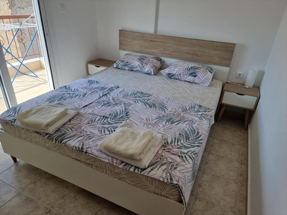Lucas2 Lux Flogita Apartment Kültér fotó